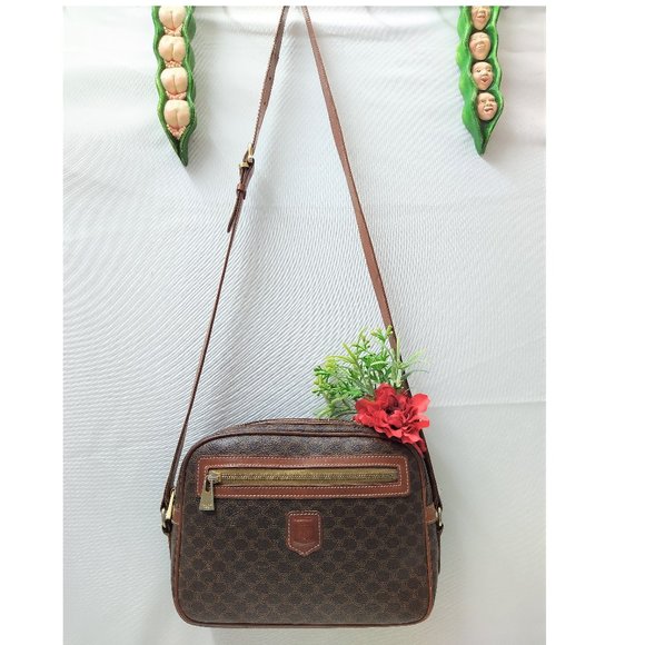 Celine Brown Leather Zipper Closure  Crossbody Bag - Vintage Purse - Picture 1 of 16